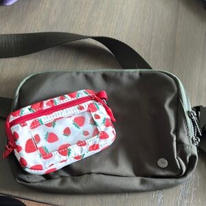 Lemon drop shop XL bag olive and RFID wallet